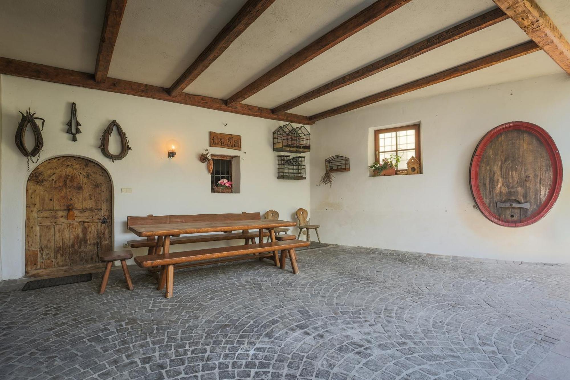Ansitz Von Wohlgemuth Apartment Salorno
